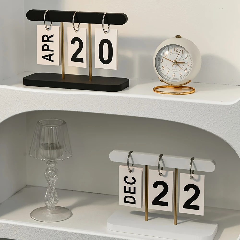 Nordic Page-Turning Desk Calendar