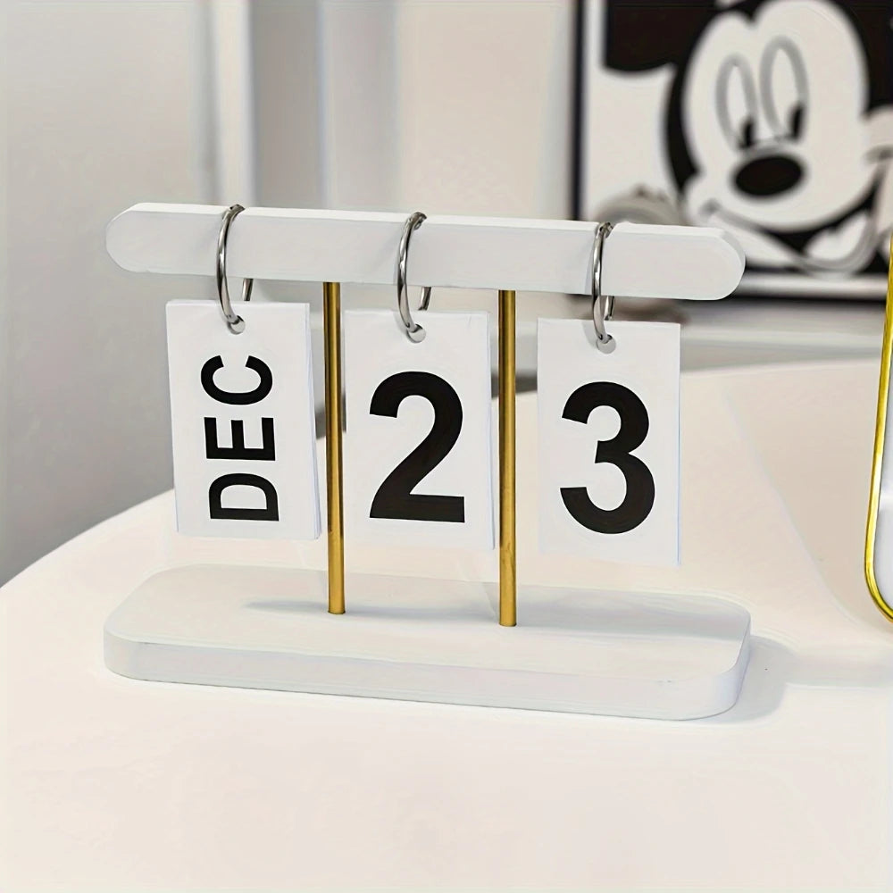 Nordic Page-Turning Desk Calendar